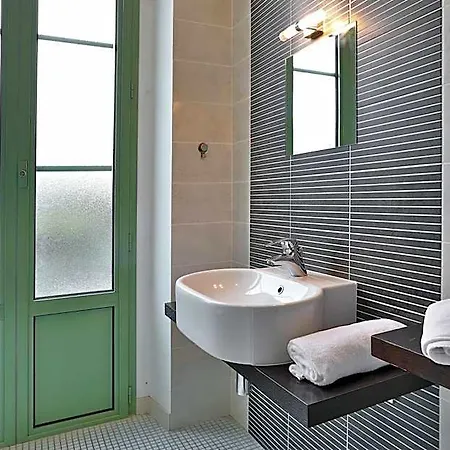 Le Coligny Hotel 2*
